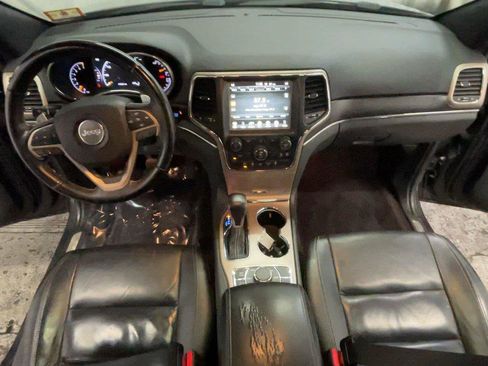 Used 2017 Jeep Grand Cherokee Limited AWD/4WD image 29