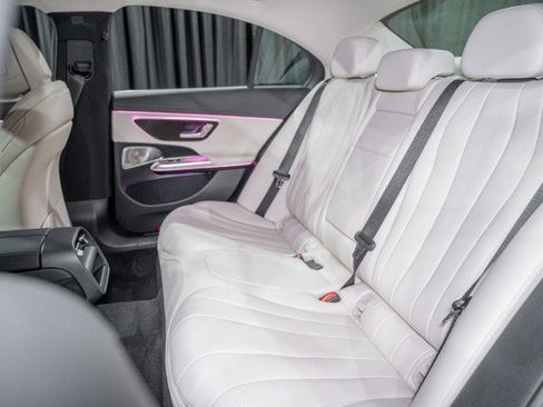 Certified 2025 Mercedes-Benz E 350 Sedan image 11