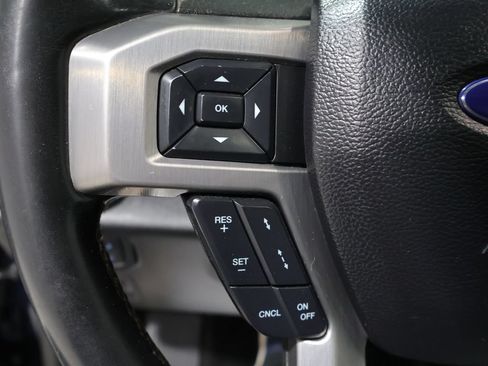 Used 2019 Ford F150 Platinum w/ Equipment Group 701A Luxury AWD/4WD image 38