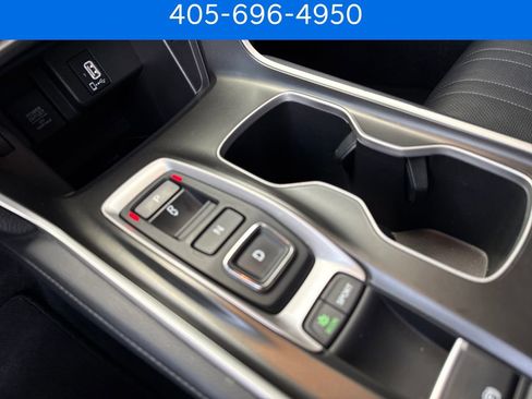 Used 2018 Honda Accord Touring image 31