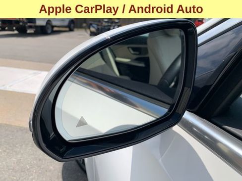 Used 2025 Mercedes-Benz E 350 4MATIC Sedan image 8