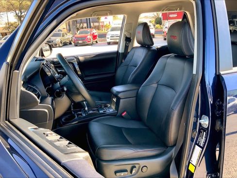 Used 2022 Toyota 4Runner TRD Off-Road Premium image 7