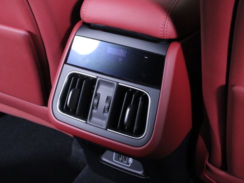 Used 2023 Maserati Grecale Modena image 18