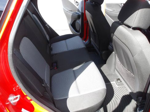Used 2020 Hyundai Kona SEL AWD/4WD image 13