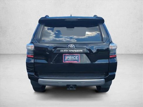 Used 2024 Toyota 4Runner TRD Off-Road AWD/4WD image 7