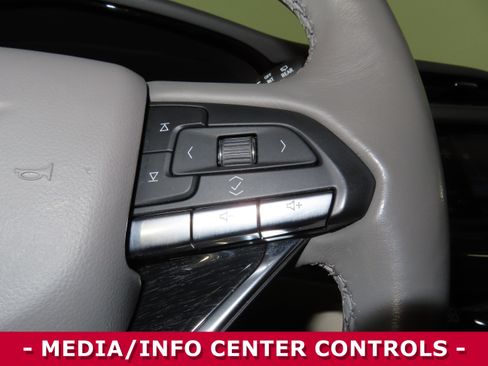 Used 2020 Cadillac XT6 Premium Luxury image 15