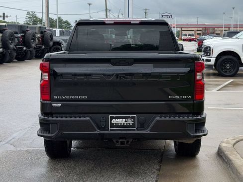 Used 2024 Chevrolet Silverado 1500 Custom AWD/4WD image 5