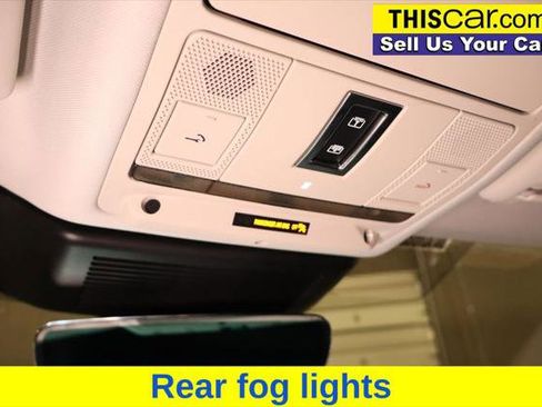 Used 2021 Jaguar E-PACE SE image 19