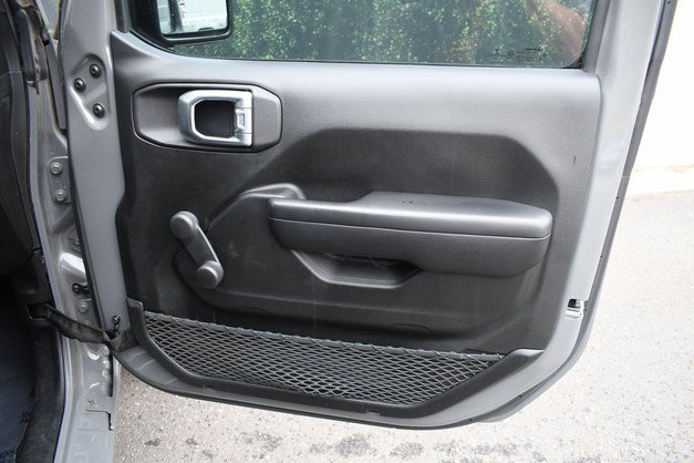 Used 2018 Jeep Wrangler Unlimited Sport AWD/4WD image 23