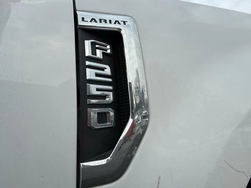 Used 2021 Ford F250 Lariat image 37