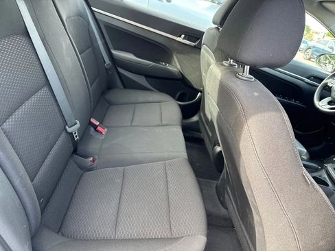 Used 2019 Hyundai Elantra SEL w/ Cargo Package FWD image 12