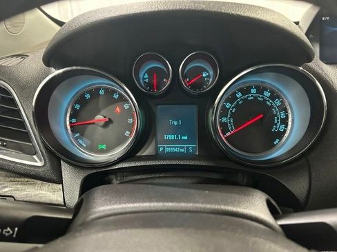 Used 2013 Buick Encore Premium AWD/4WD image 20