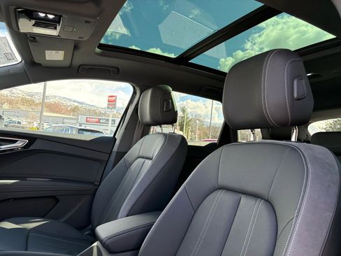 Used 2024 Audi Q4 e-tron Premium Plus w/ Premium Plus image 37