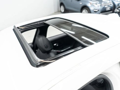 Used 2026 BMW 330i xDrive Sedan AWD/4WD image 51
