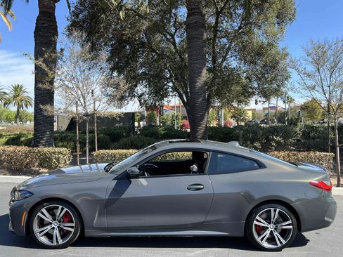 Used 2022 BMW 430i Coupe w/ M Sport Package RWD image 16