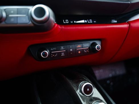 Used 2019 Ferrari 812 Superfast RWD image 52