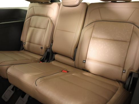 New 2026 Lincoln Navigator Black Label AWD/4WD image 13