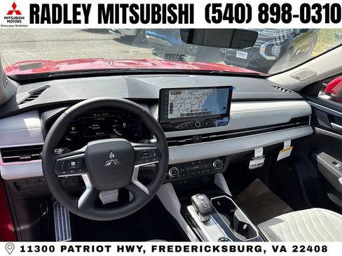 New 2026 Mitsubishi Outlander SEL image 14