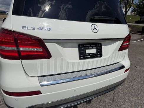Used 2017 Mercedes-Benz GLS 450 4MATIC image 9
