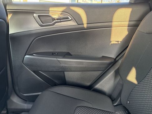 New 2026 Kia Sportage S image 25