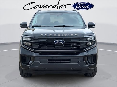 New 2026 Ford Expedition Max Active image 2