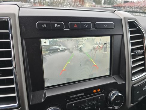 Used 2017 Ford F250 Lariat w/ Lariat Value Package AWD/4WD image 20