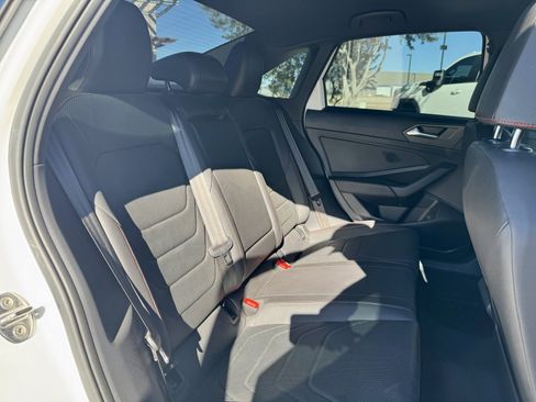 Used 2019 Volkswagen Jetta GLI Autobahn image 15