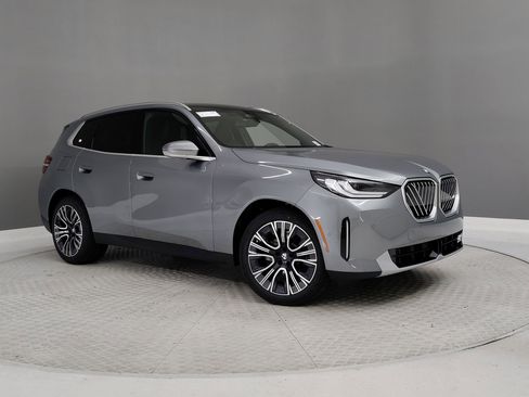 Used 2026 BMW X3 xDrive30 w/ Convenience Package image 30