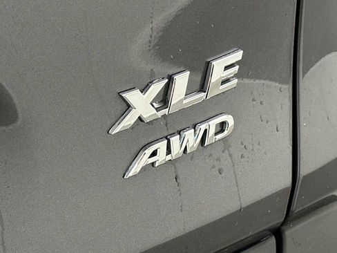 Used 2024 Toyota RAV4 XLE w/ Convenience Package AWD/4WD image 18