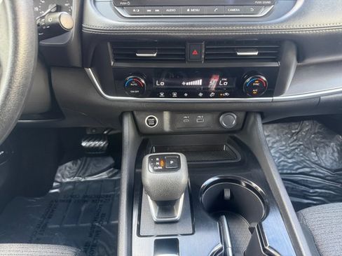 Used 2023 Nissan Rogue SV AWD/4WD image 15