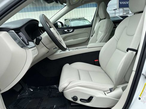 New 2025 Volvo XC60 B5 Ultra w/ Protection Package Premier image 19