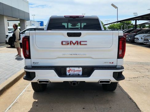 New 2026 GMC Sierra 1500 AT4 w/ AT4 Premium Package AWD/4WD image 5