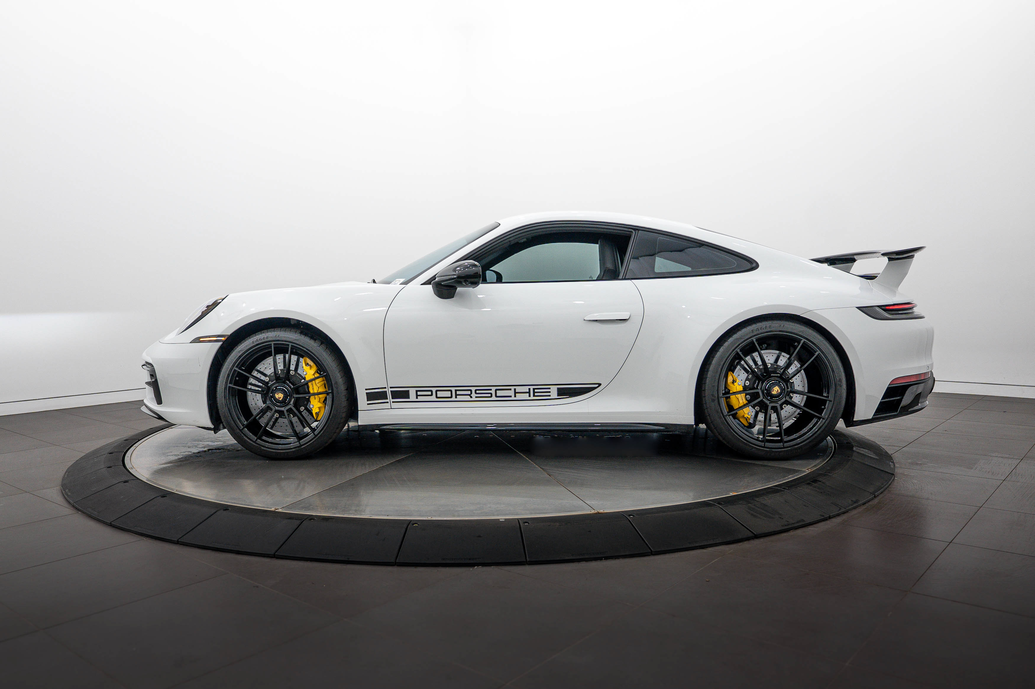 Certified 2024 Porsche 911 Carrera 4 GTS AWD/4WD image 2