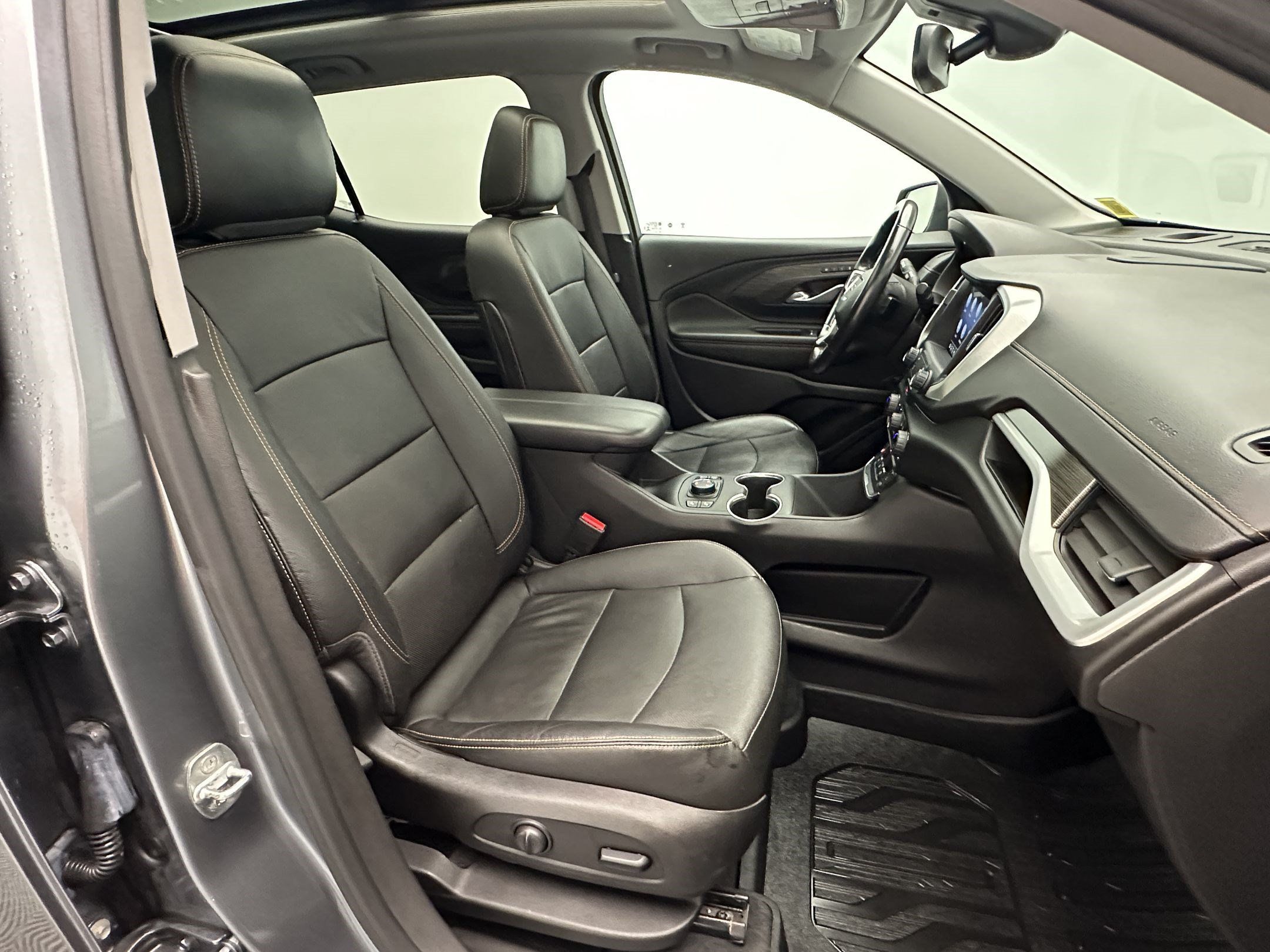 Certified 2020 GMC Terrain SLT w/ Preferred Package AWD/4WD image 27