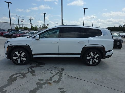 New 2026 Hyundai Ioniq 9 SEL image 2