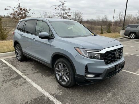 Used 2023 Honda Passport EX-L image 4