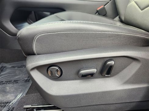 New 2026 Volkswagen Atlas SE image 7