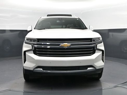 Used 2022 Chevrolet Tahoe LT w/ LT Signature Package AWD/4WD image 10