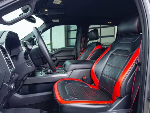 Used 2019 Ford F150 Lariat w/ Equipment Group 502A Luxury AWD/4WD image 8