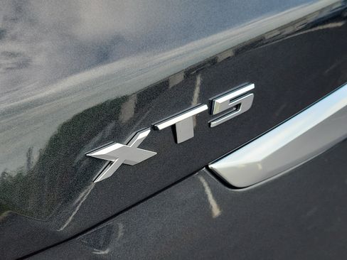 Used 2022 Cadillac XT5 Luxury FWD image 5