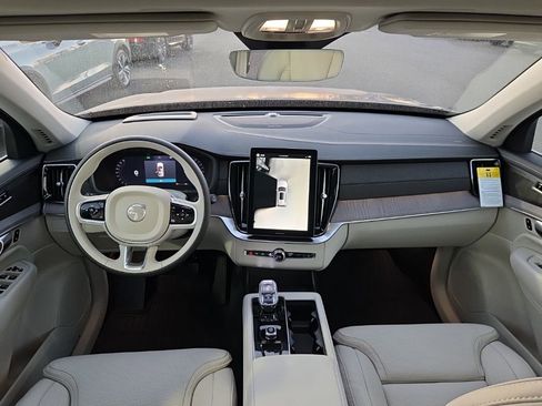 New 2026 Volvo XC90 B6 Ultra w/ Protection Package AWD/4WD image 5