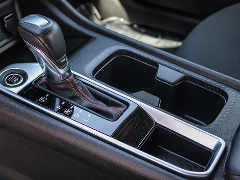 Used 2024 Nissan Sentra SR image 20