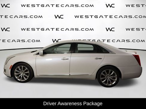 Used 2017 Cadillac XTS Luxury w/ Driver Awareness Package image 5