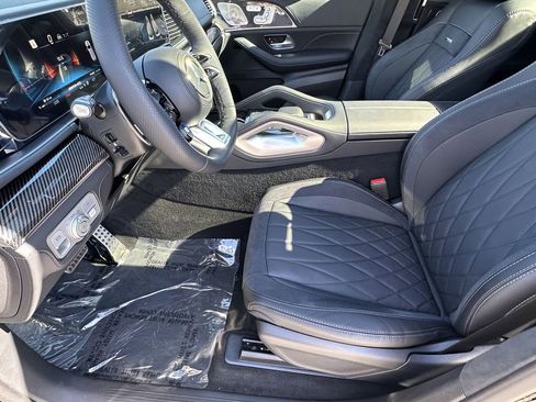 New 2026 Mercedes-Benz GLS 63 AMG 4MATIC image 10