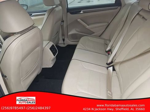 Used 2017 Volkswagen Passat 1.8T SE image 13