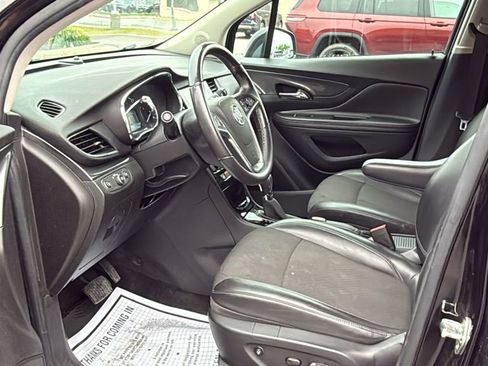Used 2018 Buick Encore Sport Touring AWD/4WD image 31