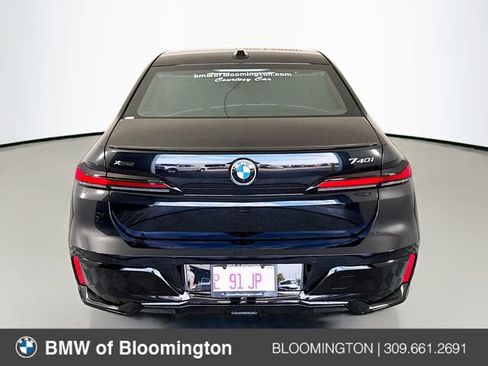 Used 2026 BMW 740i xDrive image 6