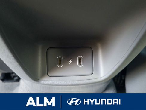 New 2026 Hyundai Elantra SE image 16