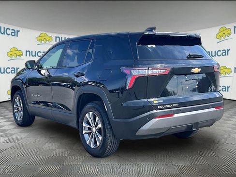 Used 2026 Chevrolet Equinox LT w/ Convenience Package II AWD/4WD image 4