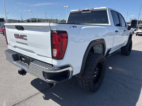 Used 2024 GMC Sierra 2500 Pro image 8